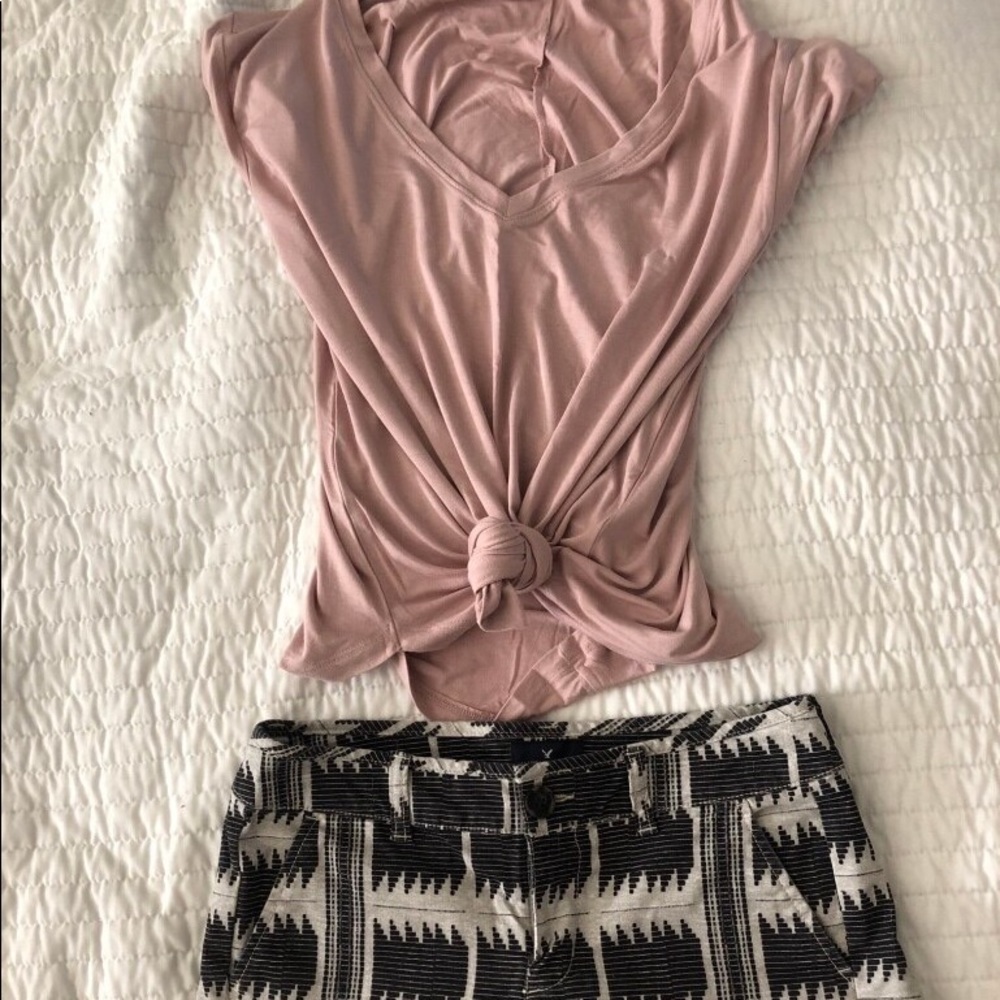 American Eagle patterned shorts